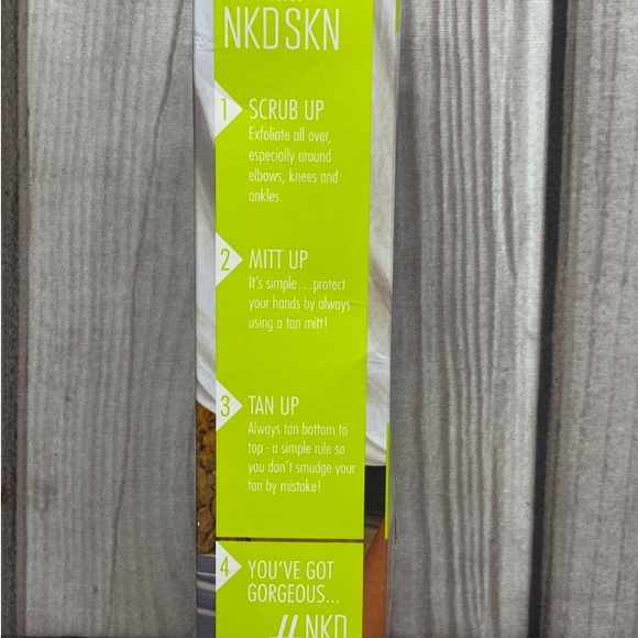 NKD SKN Self Tan 1 Day Bronzing Tinted Lotion 3.38 fl oz Matte Medium - Picture 4 of 4